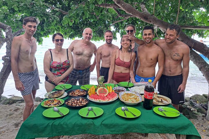 Port Barton Private Island Hopping: Snorkel Reefs, Starfish & Beach Lunch