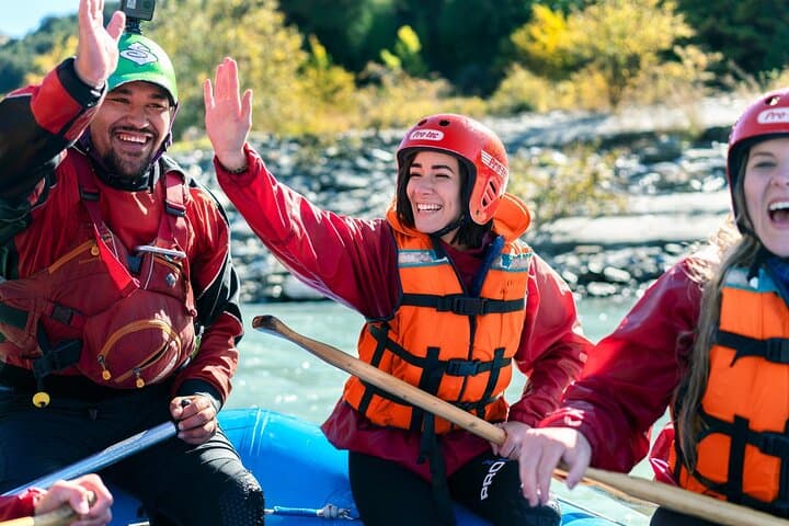 Kawarau River Whitewater Rafting: Queenstown's Dog Leg Adventure photo 2