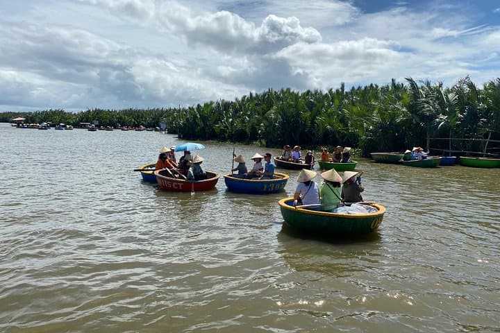 Hoi An Basket Boat Ride: Coconut Forest Cruise with Local Guides photo 4