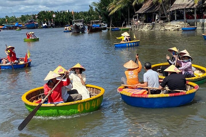 Hoi An Basket Boat Ride: Coconut Forest Cruise with Local Guides photo 2