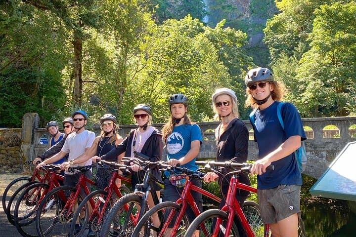 Columbia Gorge Scenic Bikeway: Full-Day Ride from Portland photo 3