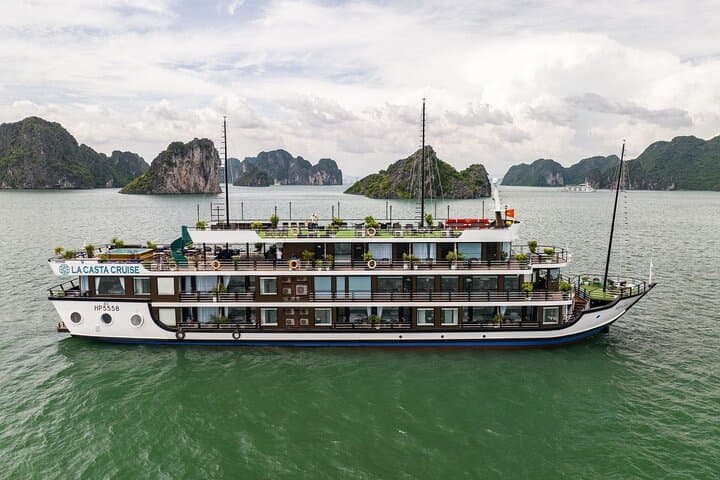 Luxury 3-Day Halong & Lan Ha Bay Cruise: 5-Star Overnight Ship with Kayaking photo 3