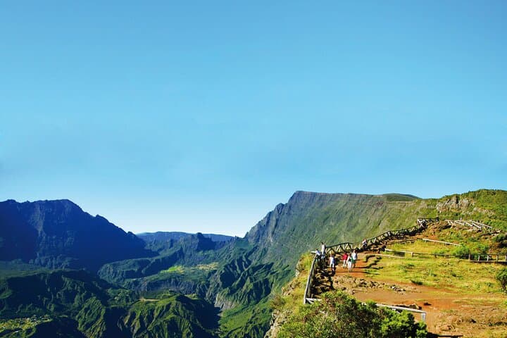 Half-Day West Réunion Private Tour: Maïdo, Mafate & Boucan Canot photo 1