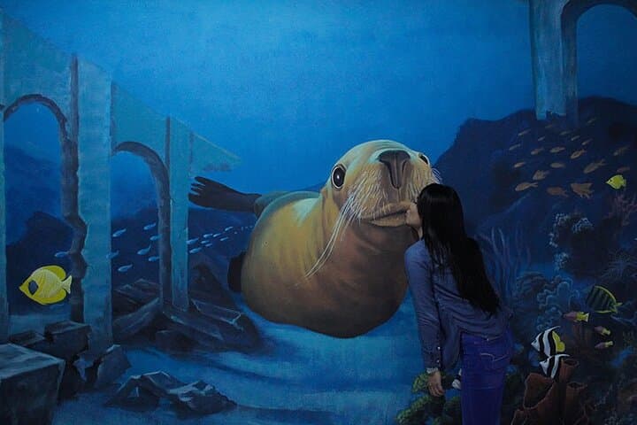 Step Inside the World's Largest 3D Selfie Museum — Dubai's Interactive Art Playground photo 5
