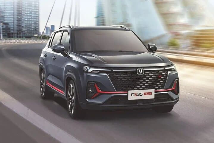 Private Car Rental with Driver in Dubai: Stress-Free City & Desert Transfers photo 2