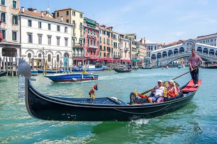 Private Central Europe Road Tour: Vienna–Prague–Munich–Salzburg–Venice (6 Days) photo 2