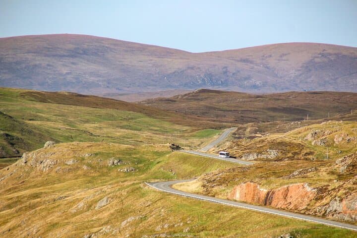 Rugged Northern Exposure: 4-Hour Private Guided Tour to Eshaness & Northmavine photo 3