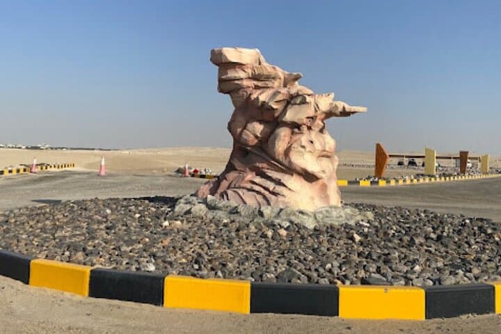 Al Wathba Fossil Dunes & Long Salt Lake Day Tour — Abu Dhabi photo 6