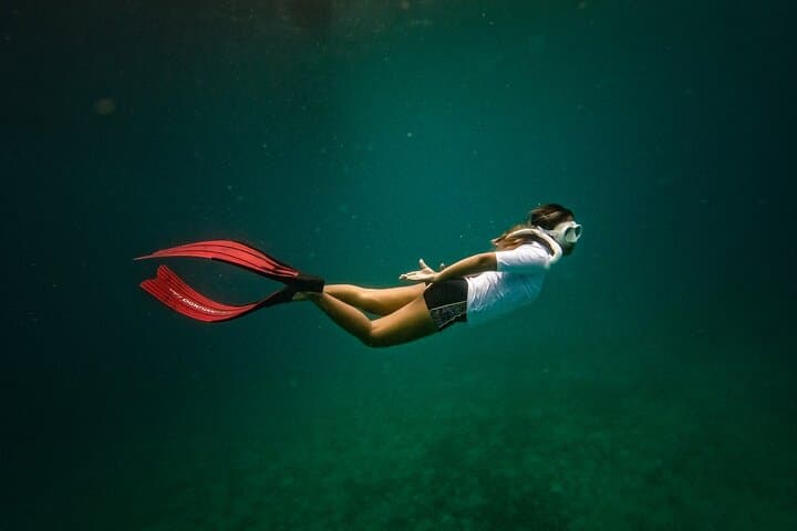 Boracay Party Yacht: All-Inclusive Day Cruise with DJ & Snorkel photo 4