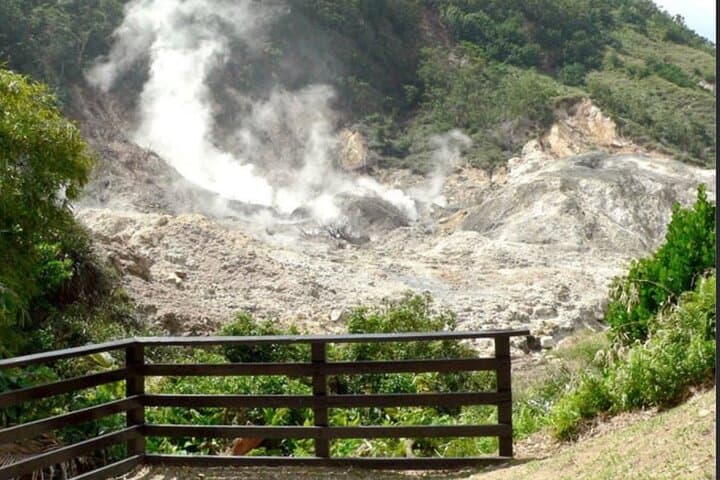 Private St Lucia Pitons Mud Baths & Waterfall Tour — Sulphur Springs to Soufrière photo 3