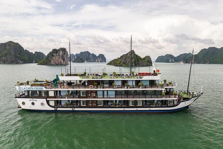 La Casta Luxury Overnight Cruise: 2-Day Halong & Lan Ha Bay Experience photo 2