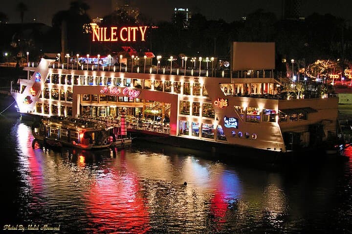 Cairo Night Dinner Cruise on the Nile: Dinner, Belly Dance & Tanoura Show photo 2