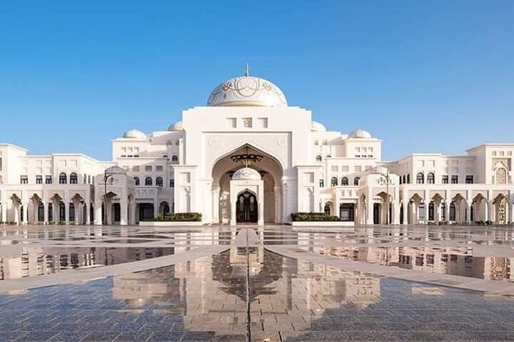 Private Abu Dhabi City Tour: Sheikh Zayed, Louvre & Yas Island in One Day photo 3