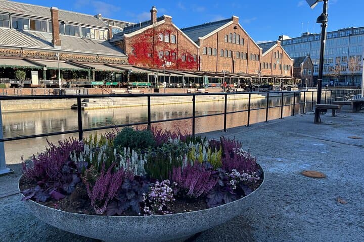 Two-Hour Trondheim City Walk — Nidaros Cathedral, Bakklandet & Solsiden photo 3