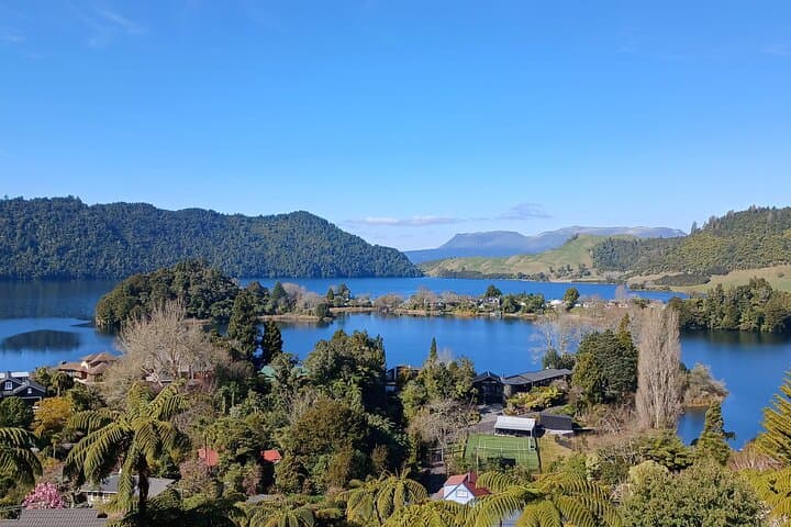 Rotorua Geothermal and Mt Maunganui Boutique Day Tour from Tauranga photo 2