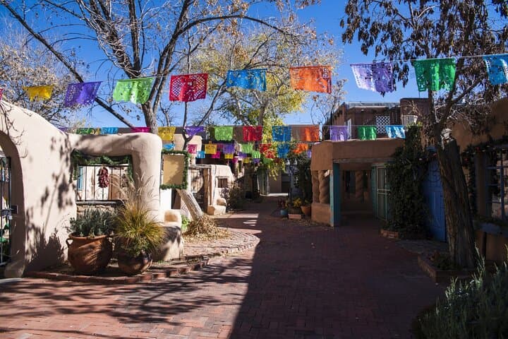 Private Albuquerque Old Town Tour: Plazas, Rio Grande & Museums photo 3