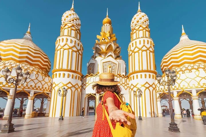 Miracle Garden, Dubai Frame & Global Village: One-Day Dubai Combo Guide photo 5