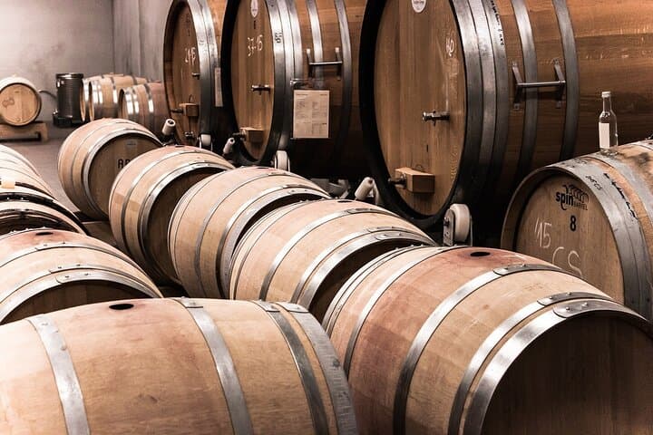 Private Customizable Niagara Falls & Niagara-on-the-Lake Winery Tour from Buffalo