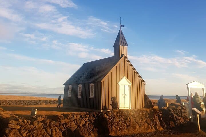 Snæfellsnes Peninsula Private Tour: Kirkjufell, Lava Fields & Seal Beaches photo 5