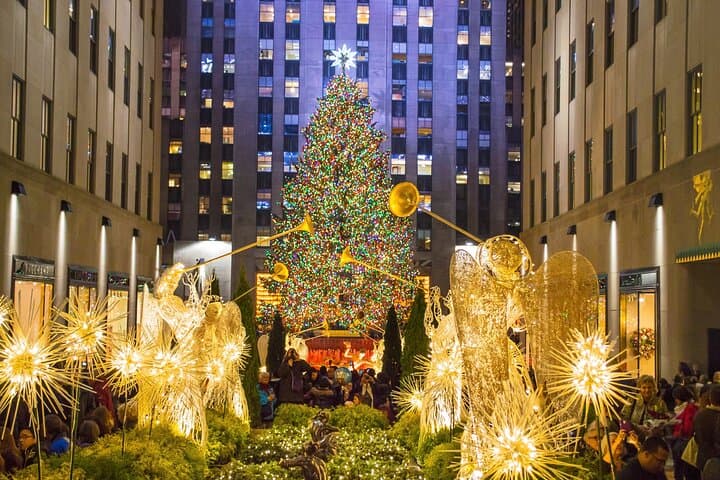 Midtown Holiday Donut Tour: NYC Lights, Hot Chocolate & Rockefeller Tree photo 2