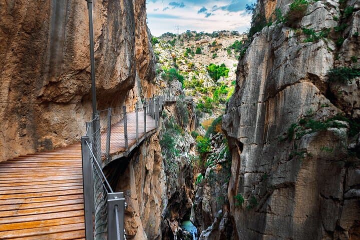 Granada to El Caminito del Rey: Private Day Tour from Moorish Streets to Cliffside Walkways photo 5