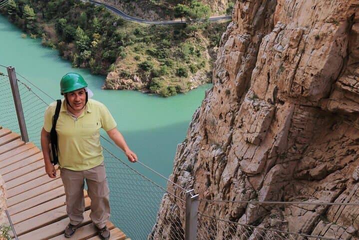 Granada to El Caminito del Rey: Private Day Tour from Moorish Streets to Cliffside Walkways photo 6