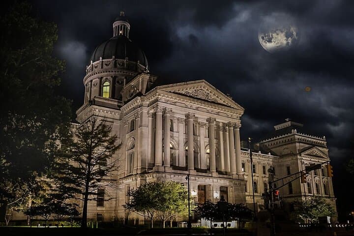 Indianapolis Ghost Tour — Wicked Wraiths of White River Night Walk