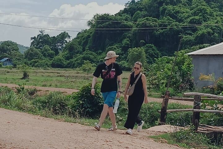 Kampot Countryside Pepper Farm, Salt Fields & Brateak Krola Lake Day Tour photo 4