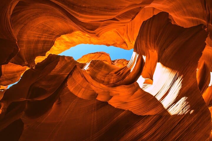 Antelope Canyon & Horseshoe Bend Small-Group Day Tour from Las Vegas photo 3