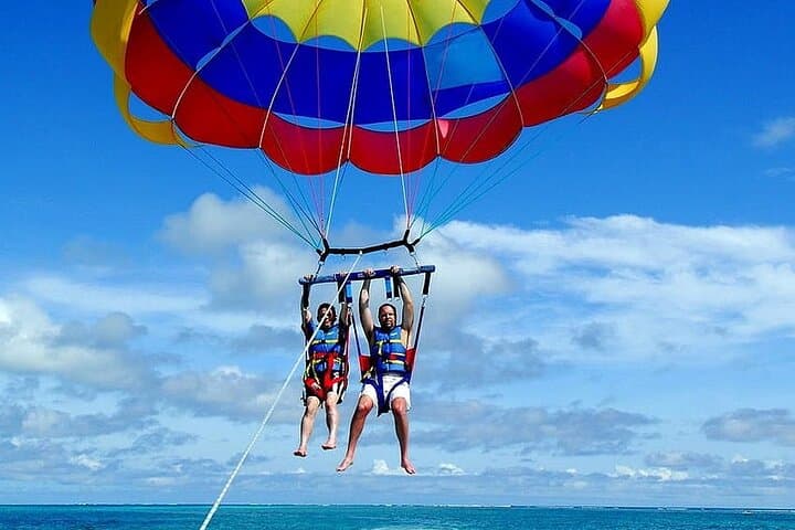 Parasailing Over Dubai Marina: 15-Min Flight With Burj Views photo 3