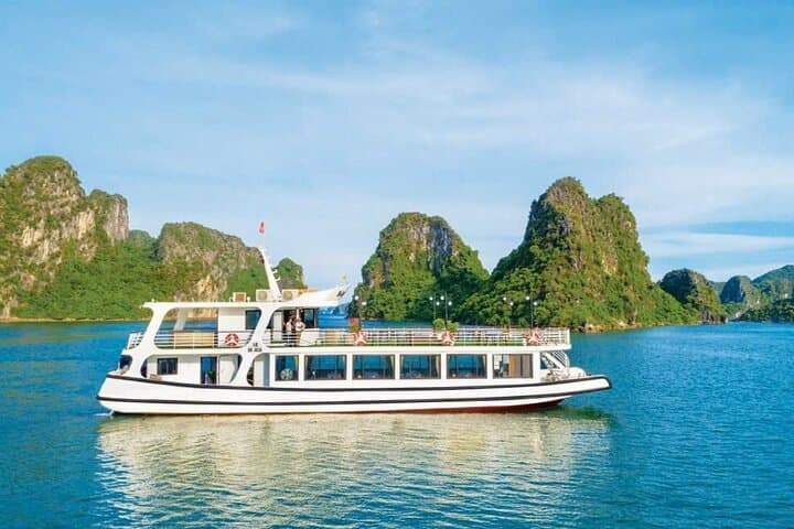 Full-Day Halong Bay 6-Hour Cruise: Sung Sot Cave, Ti Top & Kayaking photo 4