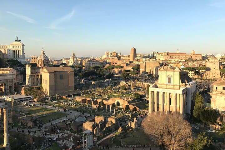 Private Rome Electric Golf Cart Tour from the Colosseum