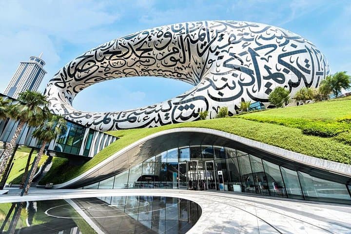 Private Full-Day Dubai Tour: Old Dubai to Palm Jumeirah & Marina photo 4