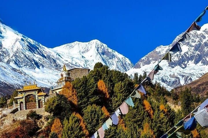14-Day Manaslu Circuit Trek from Kathmandu: Private Larke La Adventure photo 6