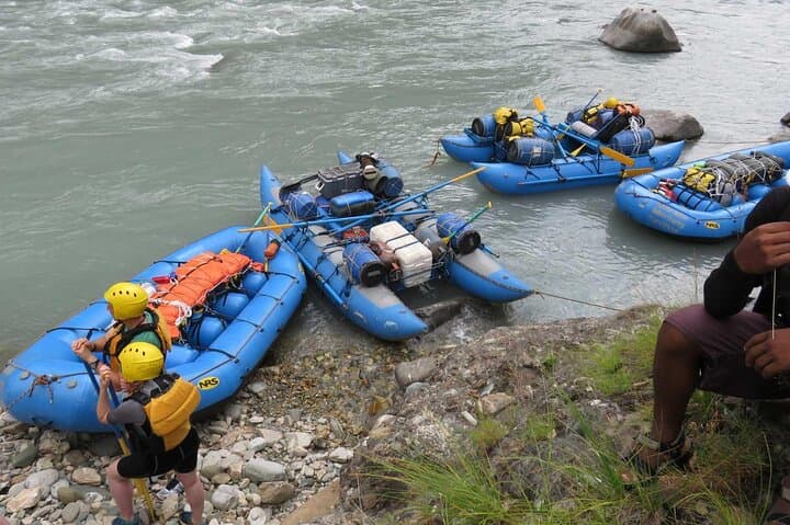 3-Day Kaligandaki River Rafting from Pokhara: Camps, Rapids & Himalayan Views photo 2