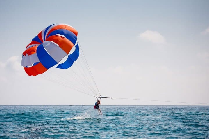 Private Parasailing Over the Red Sea: Hurghada Aerial Adventure photo 6