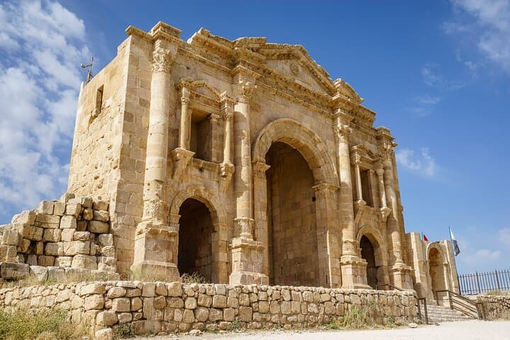Jerash Half-Day Tour from Amman — Explore Roman Ruins and Hadrian's Arch