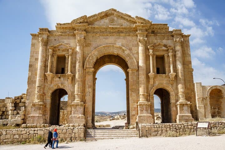 Jerash Half-Day Tour from Amman — Explore Roman Ruins and Hadrian's Arch photo 3