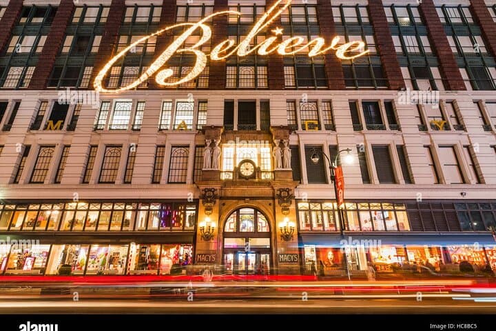 Roll Through NYC’s Holiday Window Displays in a Vintage Car photo 2