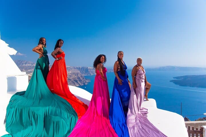 Santorini Flying Dress Photo Shoot: Private Caldera Sessions for Dramatic Portraits