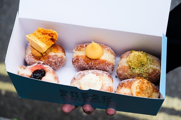 Borough Market Holiday Tea & Doughnuts Walking Tour, London photo 6