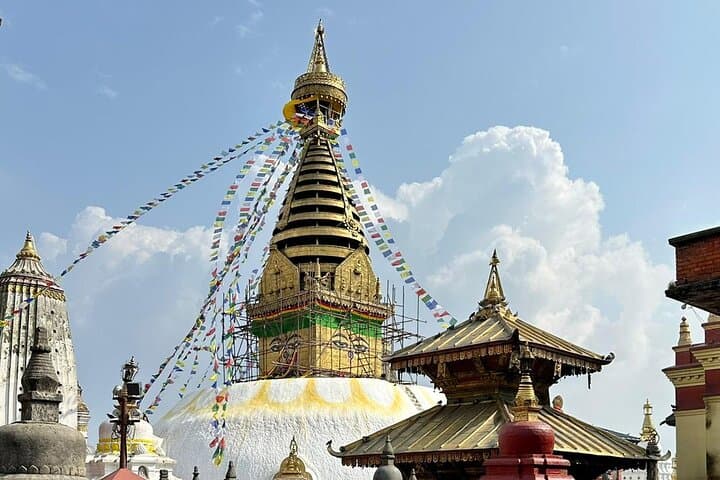 Private Kathmandu Day Tour — Pashupatinath, Swayambhunath, Boudhanath & Durbar Square