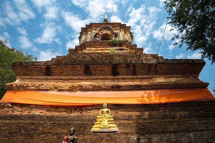 Chiang Mai Hidden Temples Tour — Wat Lok Moli, Umong, Pha Lat & Doi Suthep photo 3