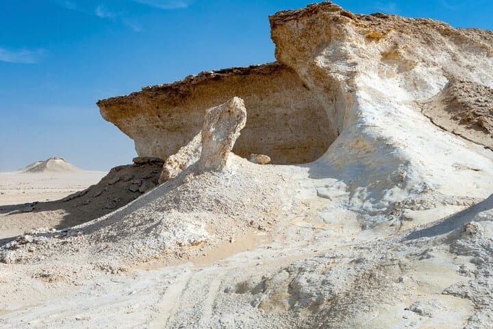 Full-Day North & West Qatar Private Tour from Doha — Zubarah Fort, Zekreet & Purple Island photo 4