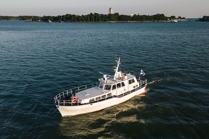 Sweat and Sea: Private 3‑Hour Sauna Cruise on M/Y Fortune in Helsinki photo 2