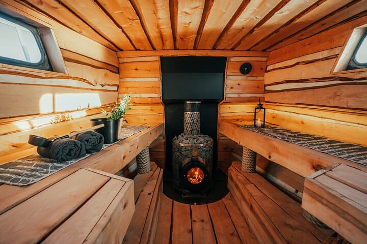 Sweat and Sea: Private 3‑Hour Sauna Cruise on M/Y Fortune in Helsinki photo 4