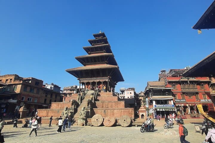 48-Hour Kathmandu: UNESCO Squares, Swayambhunath & Nagarkot Sunrise photo 2