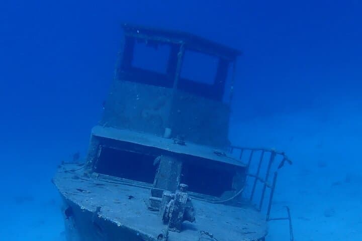 Discover Scuba Diving in Aruba: Guided Intro Dives with Aruba Bob photo 4