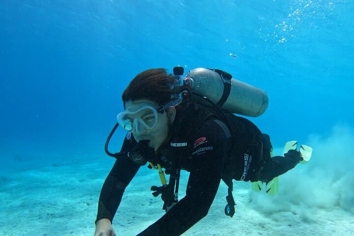 Discover Scuba Diving in Aruba: Guided Intro Dives with Aruba Bob photo 5