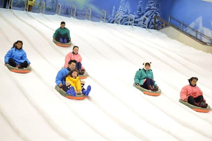 Dream World Bangkok: Full-Day Theme Park Tour with Transfer, Snow Town & Lunch photo 6